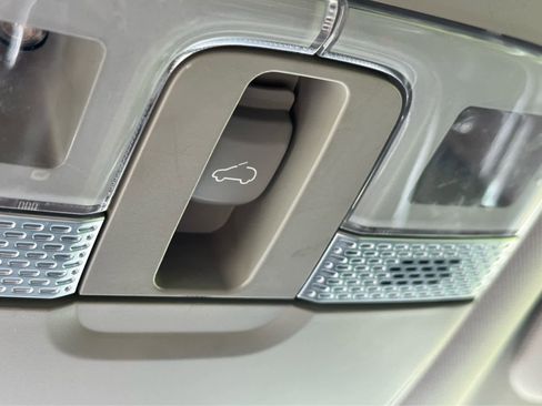 Used 2021 Kia Telluride S AWD/4WD image 24