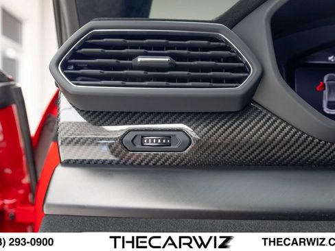 Used 2023 Lamborghini Urus Performante AWD/4WD image 81