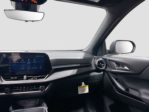 New 2026 Chevrolet Equinox LT w/ Safety and Technology Package FWD image 26