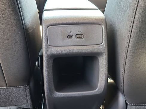 New 2026 Chevrolet Trax LT w/ Midnight Edition FWD image 12