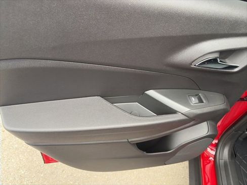 New 2026 Chevrolet Trax LT image 12