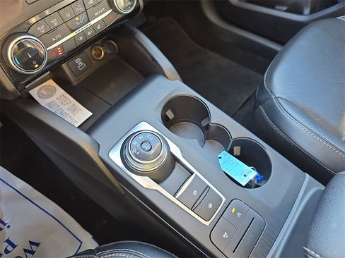 Used 2022 Ford Escape SEL image 29
