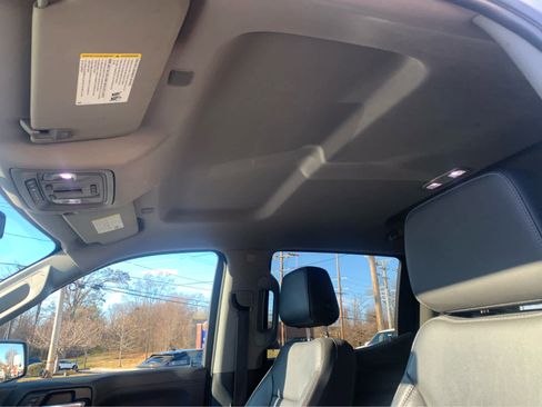 Used 2019 GMC Sierra 1500 SLT w/ SLT Premium Package image 24