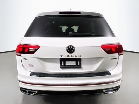 Used 2022 Volkswagen Tiguan SEL R-Line AWD/4WD image 6