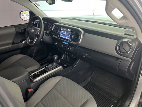 Used 2023 Toyota Tacoma SR5 RWD image 22