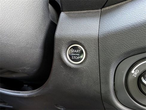 Certified 2023 Nissan Frontier PRO-4X w/ Pro-4X Premium Package image 15