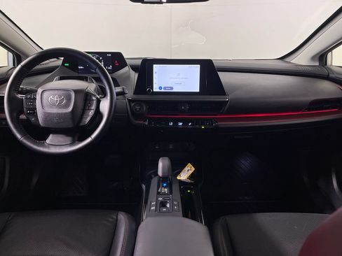 Used 2023 Toyota Prius Prime FWD image 14