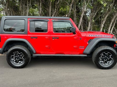 Used 2021 Jeep Wrangler Unlimited Rubicon 4xe w/ Cold Weather Group AWD/4WD image 3