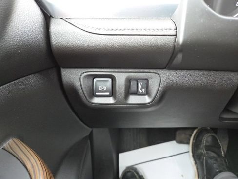 Used 2018 GMC Acadia SLE image 53