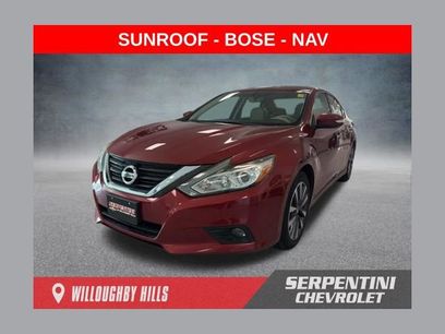 Used 2016 Nissan Altima 2.5 SL w/ 2.5 Technology Package