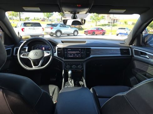 Used 2023 Volkswagen Atlas Cross Sport SE w/ Panoramic Sunroof Package AWD/4WD image 14