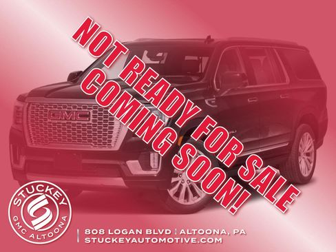 Used 2022 GMC Yukon XL Denali image 1