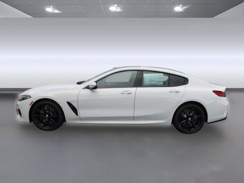 New 2026 BMW 840i image 2