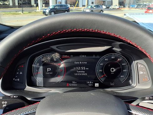 New 2026 Audi Q8 Prestige image 15