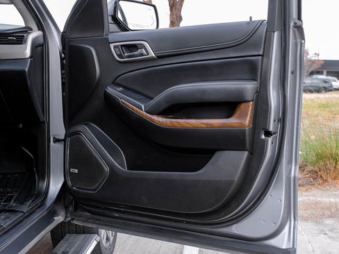 Used 2019 GMC Yukon XL Denali w/ Denali Ultimate Package image 54