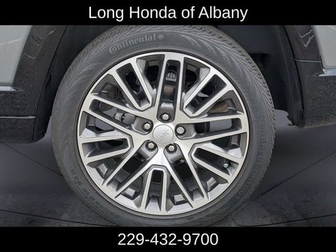 Used 2023 Jeep Compass Limited w/ Elite Group AWD/4WD image 12