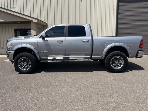 Used 2021 RAM 2500 Laramie AWD/4WD image 5