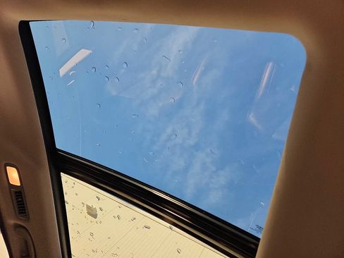 Used 2021 Subaru Ascent Limited w/ Technology Package image 14