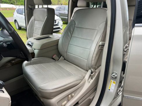 Used 2016 GMC Yukon XL Denali w/ Open Road Package RWD image 11