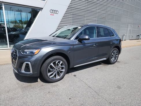 Used 2023 Audi Q5 2.0T Premium Plus w/ Premium Plus Package AWD/4WD image 1