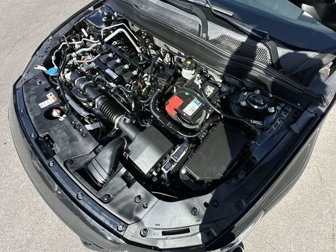 Used 2018 Honda Accord Sport image 35