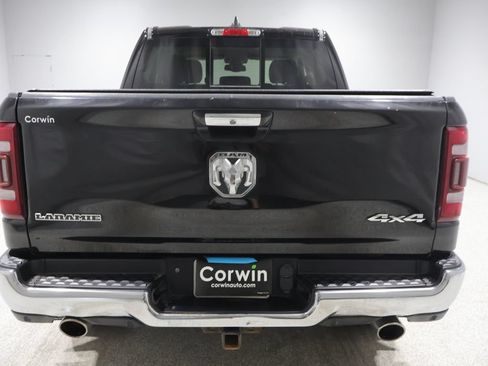 Used 2019 RAM 1500 Laramie AWD/4WD image 3