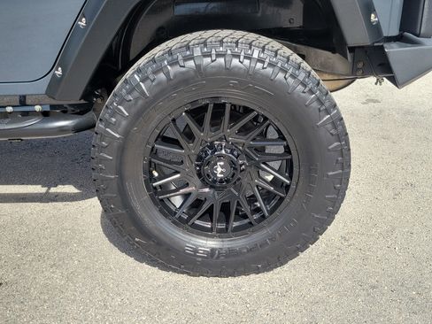 Used 2017 Jeep Wrangler Unlimited Sport w/ Quick Order Package 24S image 23