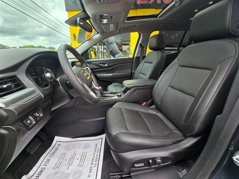 Used 2019 GMC Acadia SLT w/ Black Edition FWD image 13