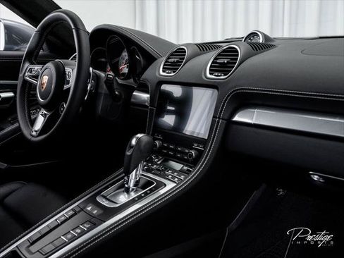 Used 2025 Porsche 718 Cayman GTS RWD image 36
