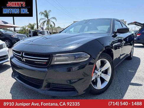 Used 2015 Dodge Charger SE w/ Sport Appearance Group RWD image 1