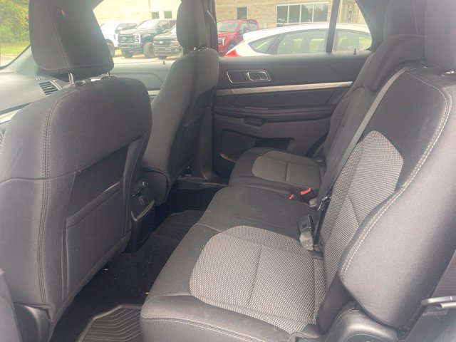 Used 2019 Ford Explorer XLT AWD/4WD image 8