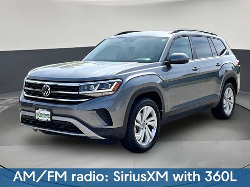 Used 2023 Volkswagen Atlas SE AWD/4WD image 3