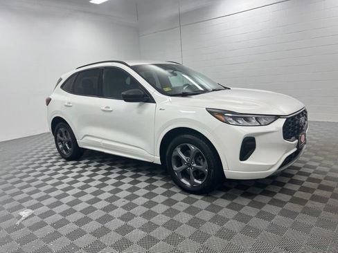 Used 2023 Ford Escape ST-Line w/ Tech Pack #1 AWD/4WD image 1