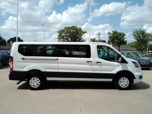 Used 2025 Ford Transit 350 XLT RWD image 5