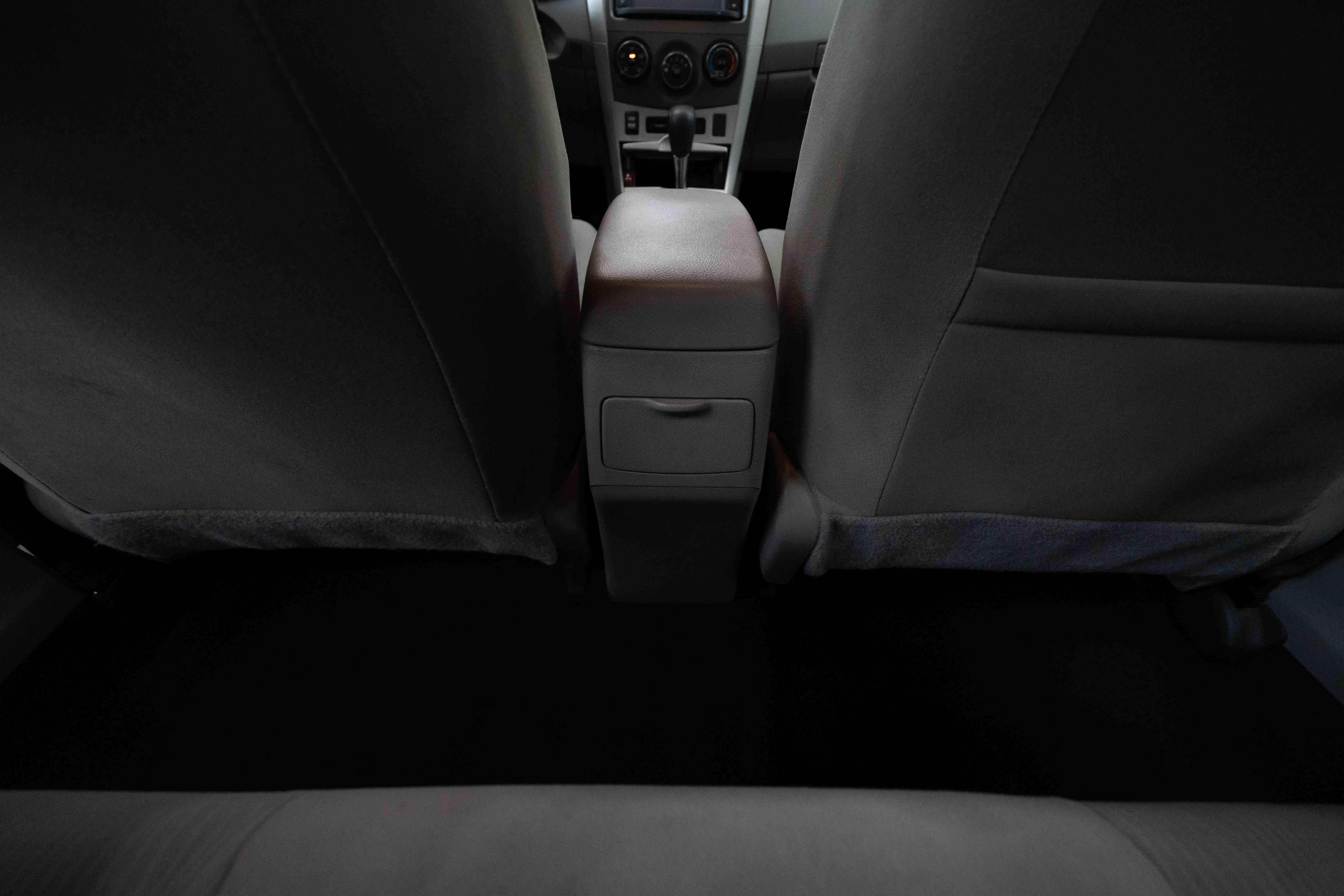 Used 2013 Toyota Corolla LE FWD image 22
