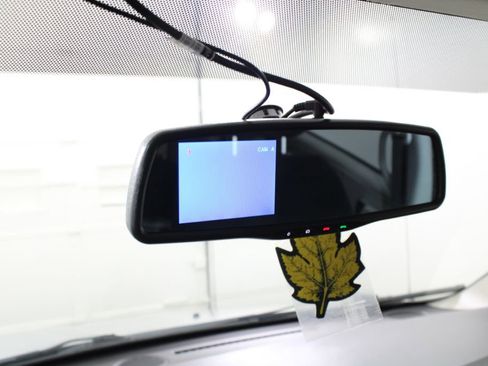 Used 2012 Dodge Grand Caravan SXT image 35