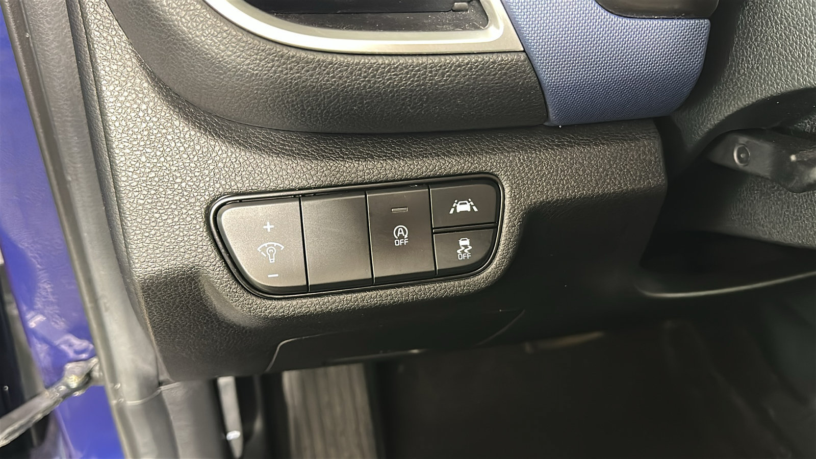 Used 2023 Kia Seltos S w/ Navigation Package AWD/4WD image 24