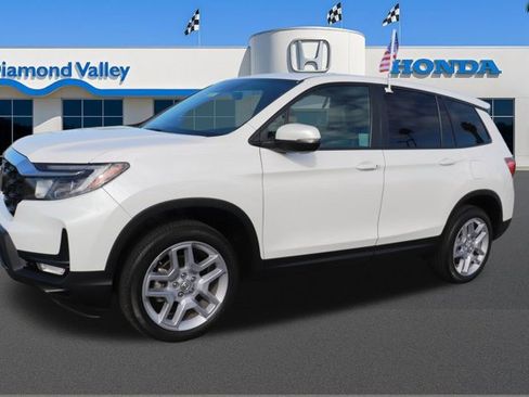 Used 2024 Honda Passport EX-L image 3