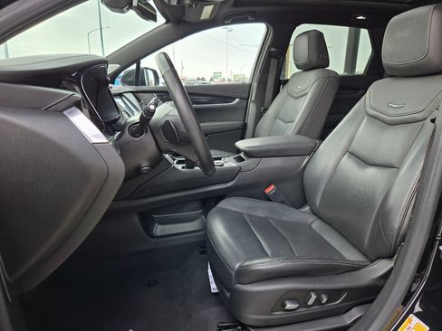 Used 2023 Cadillac XT5 Premium Luxury AWD/4WD image 3