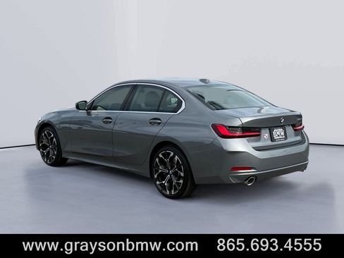 Used 2025 BMW 330i Sedan image 10