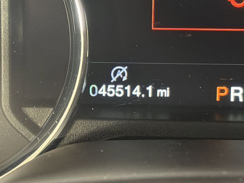 Used 2019 Ford F150 Lariat w/ Equipment Group 502A Luxury image 12