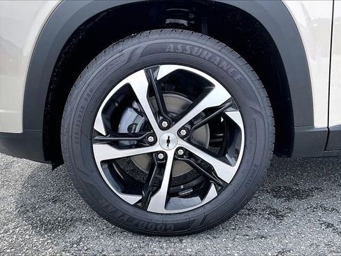 New 2026 Chevrolet Trax RS w/ Driver Confidence Package FWD image 7