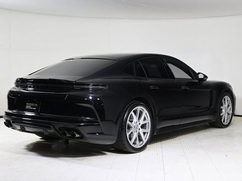 Certified 2025 Porsche Panamera 4 image 7