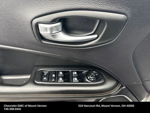 Used 2018 Jeep Compass Latitude w/ Popular Equipment Group image 15