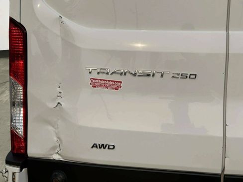 Used 2020 Ford Transit 250 Medium Roof AWD image 40