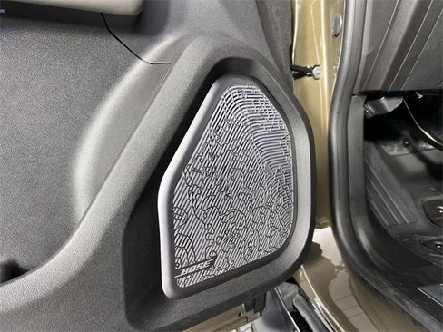 Used 2025 GMC Hummer EV 3X w/ LPO, Dark Essentials Package image 25