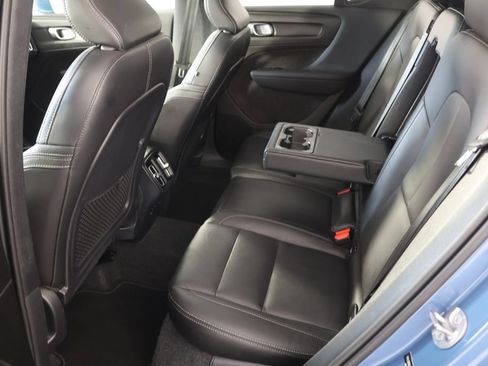 Used 2024 Volvo XC40 B5 Plus AWD/4WD image 19