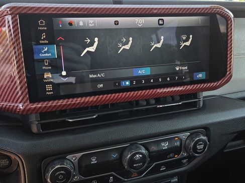 Used 2024 Jeep Wrangler Sport image 9