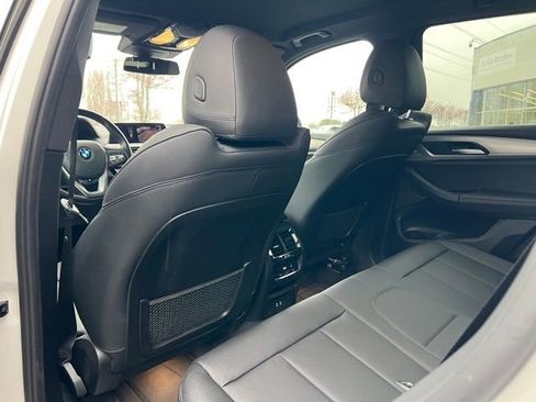 Used 2021 BMW X3 xDrive30i AWD/4WD image 11