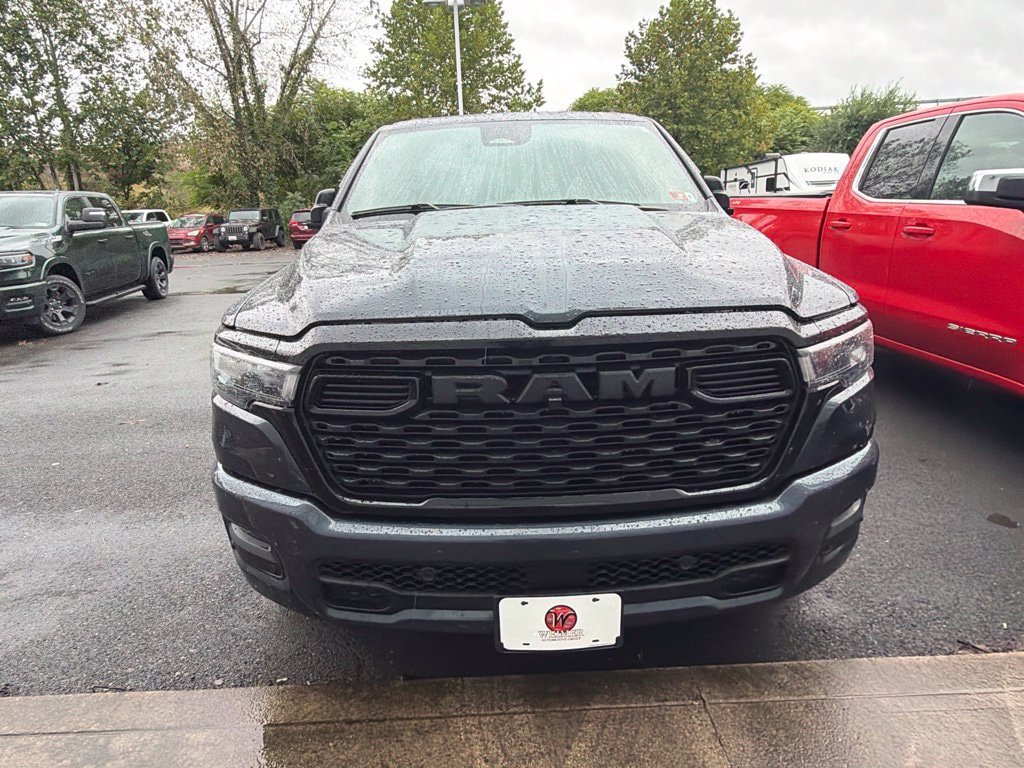 Used 2025 RAM 1500 Big Horn AWD/4WD image 2